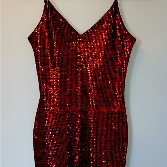 Red sequence mini dress, makes curves look amazing! Never worn brand new - Picture 1 of 2